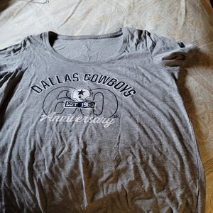 Women's graphic Dallas Cowboys tshirt